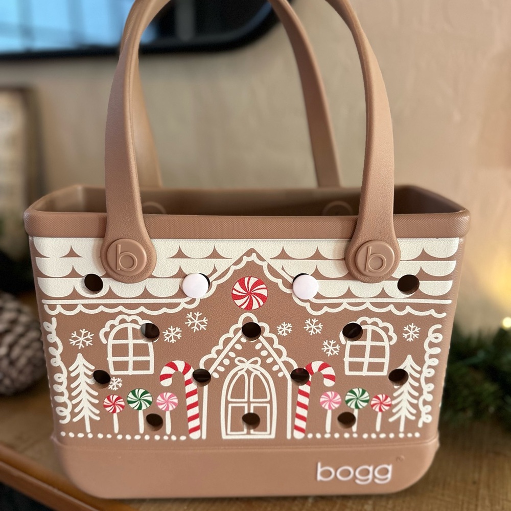 Brand New!BOGG BAG Tan Gingerbread Bitty Bag